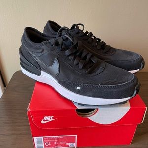 Nike waffle one shoes